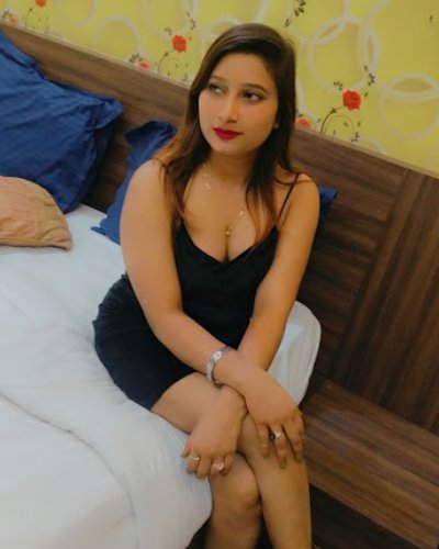 Book sexy call girl in Jubilee Hills